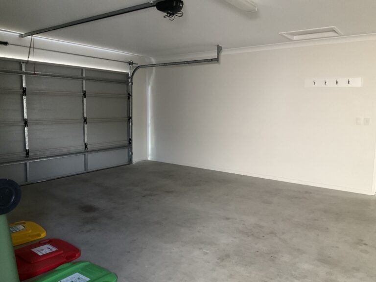 Raceview QLD 4305