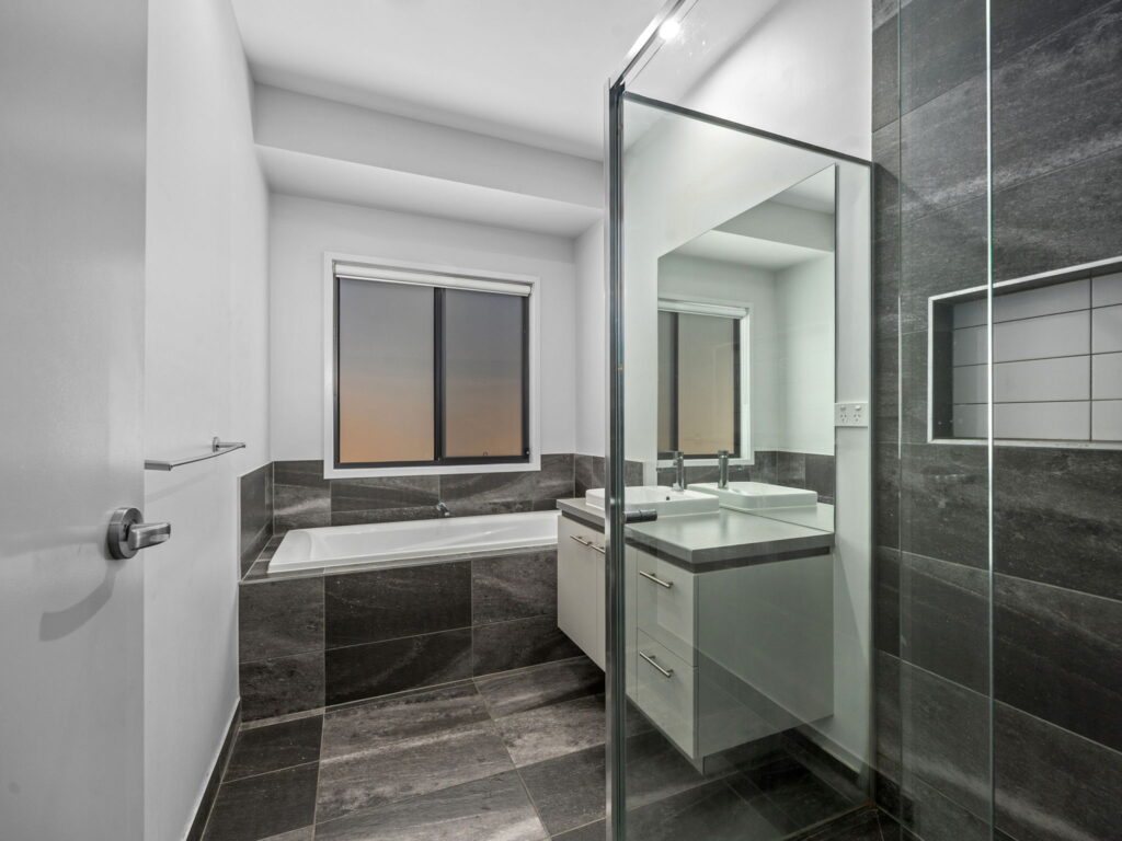 35 Stanicki Circuit, Bellbird Park QLD 4300