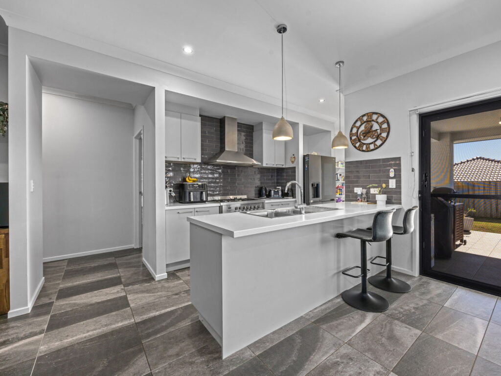 35 Stanicki Circuit, Bellbird Park QLD 4300