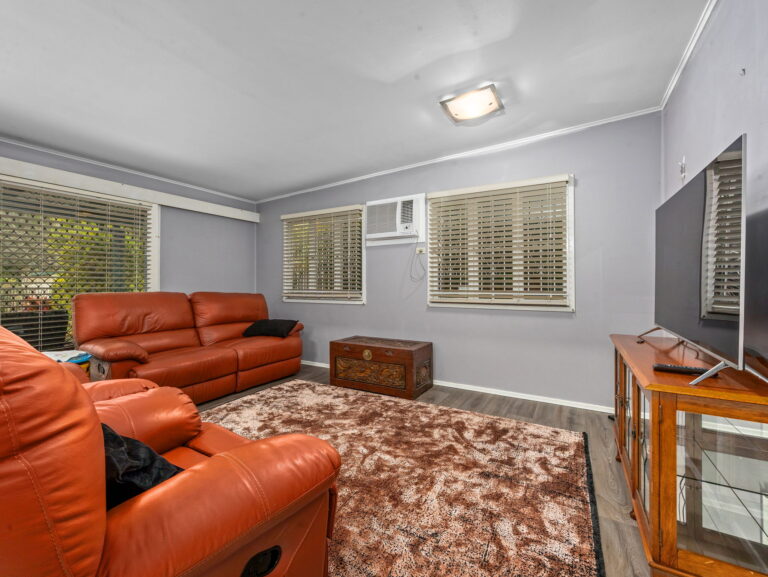 18 Cochrane Street, Camira, QLD 4300