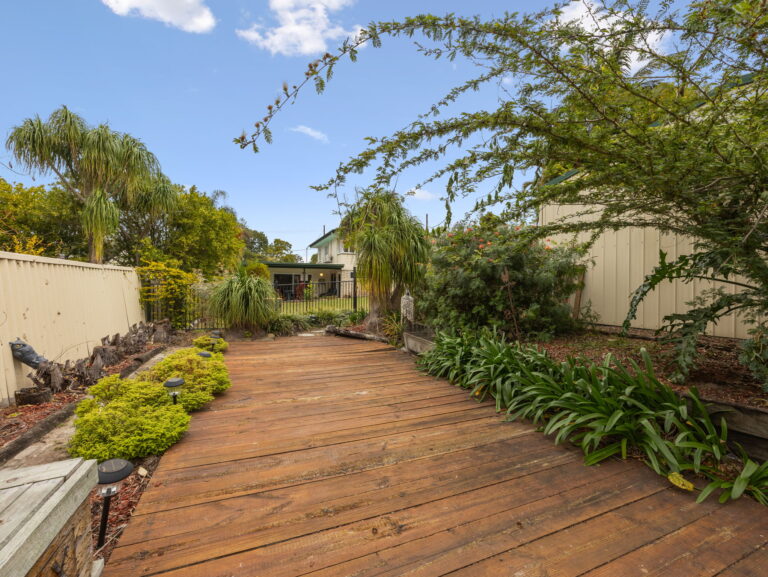 18 Cochrane Street, Camira, QLD 4300