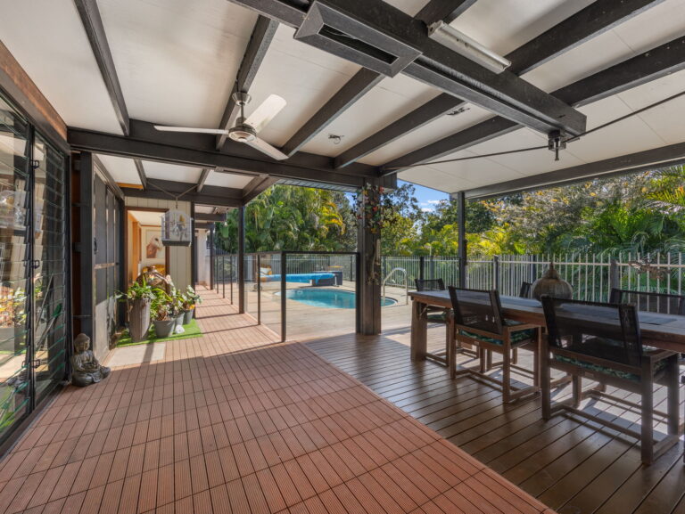 31 High Street, Blackstone QLD 4304