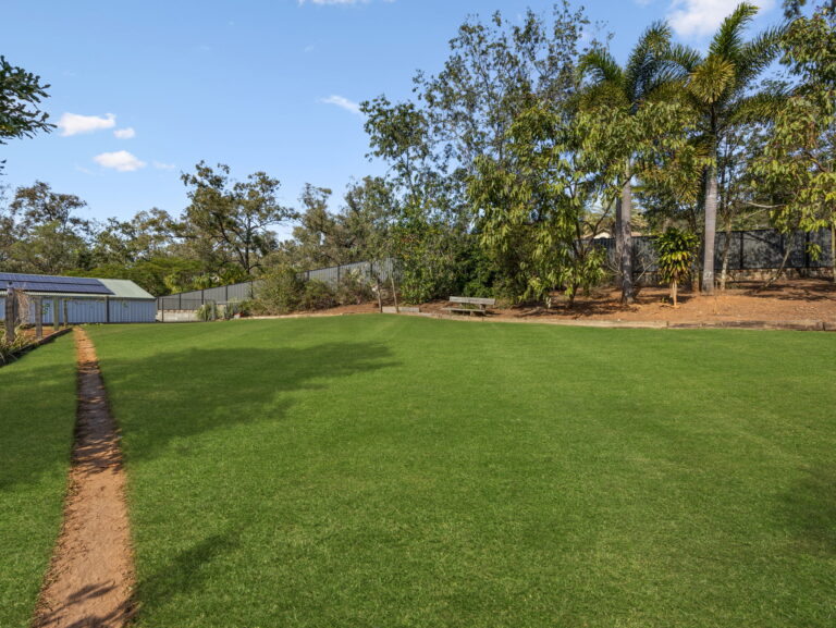 31 High Street, Blackstone QLD 4304