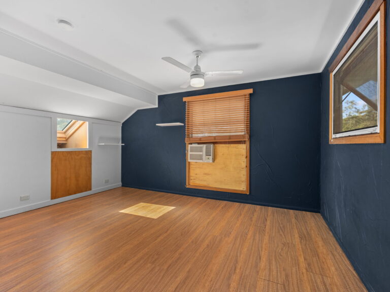 31 High Street, Blackstone QLD 4304