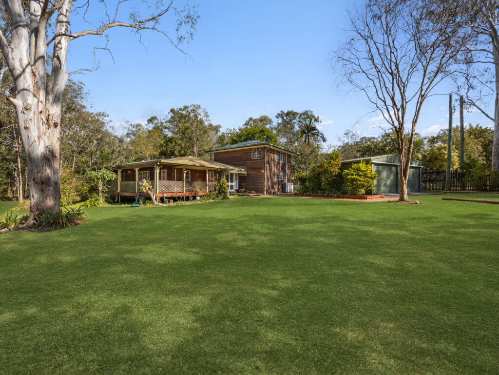 9 Fawkner Crescent, Barellan Point, QLD 4306