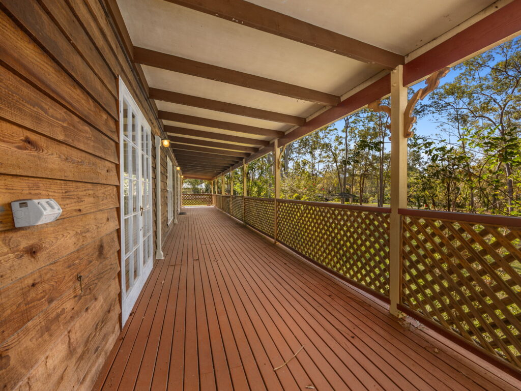 9 Fawkner Crescent, Barellan Point, QLD 4306