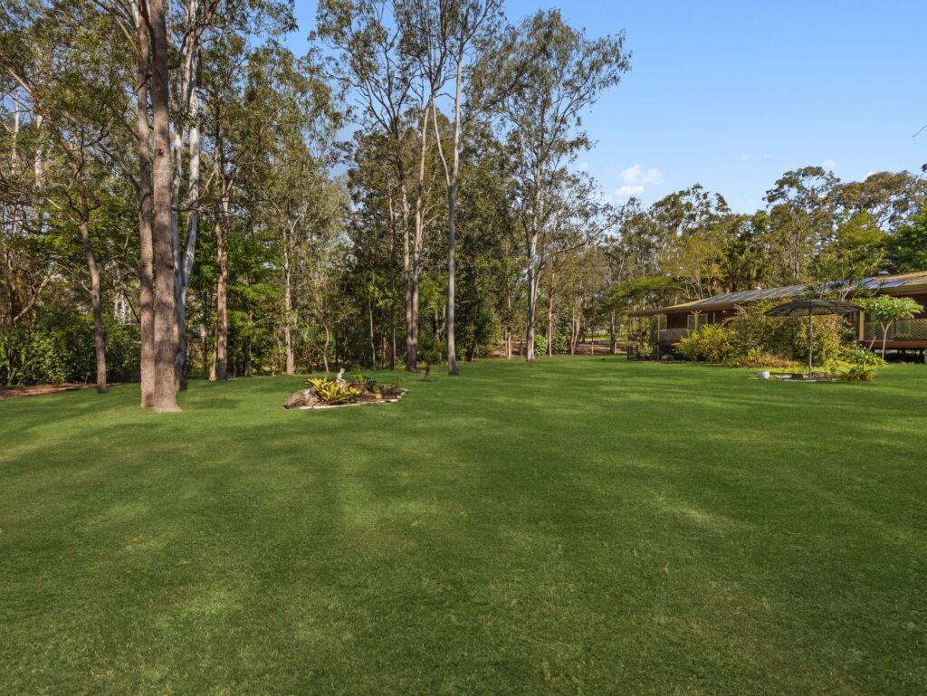 9 Fawkner Crescent, Barellan Point, QLD 4306