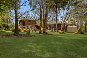 9 Fawkner Crescent, Barellan Point, QLD 4306