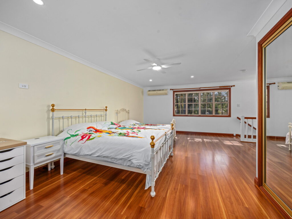 9 Fawkner Crescent, Barellan Point, QLD 4306