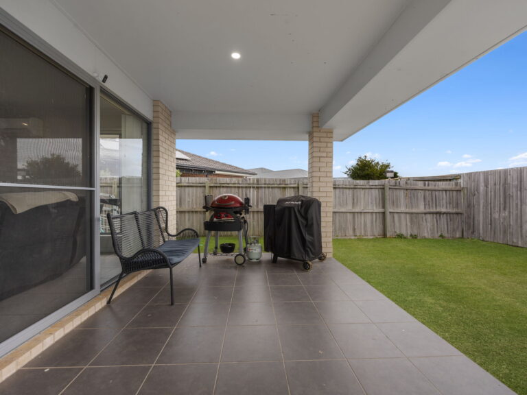 21 Falcon Street, Redbank Plains QLD 4301