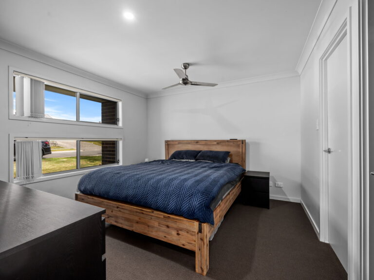 21 Falcon Street, Redbank Plains QLD 4301