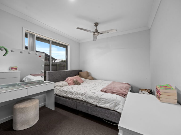 21 Falcon Street, Redbank Plains QLD 4301