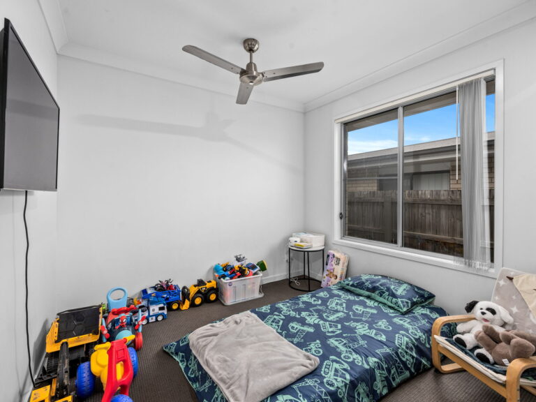 21 Falcon Street, Redbank Plains QLD 4301