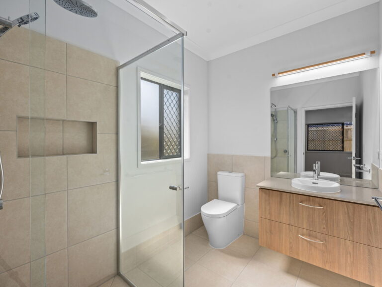 64 Hyland Circuit, Ripley, QLD 4306