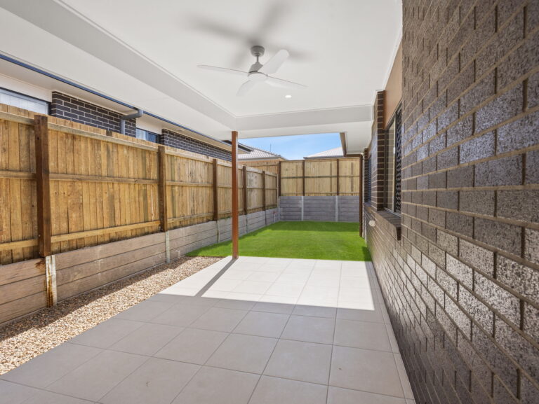 64 Hyland Circuit, Ripley, QLD 4306