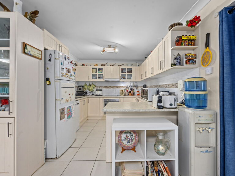 26 Earls Court, Heritage Park QLD 4118