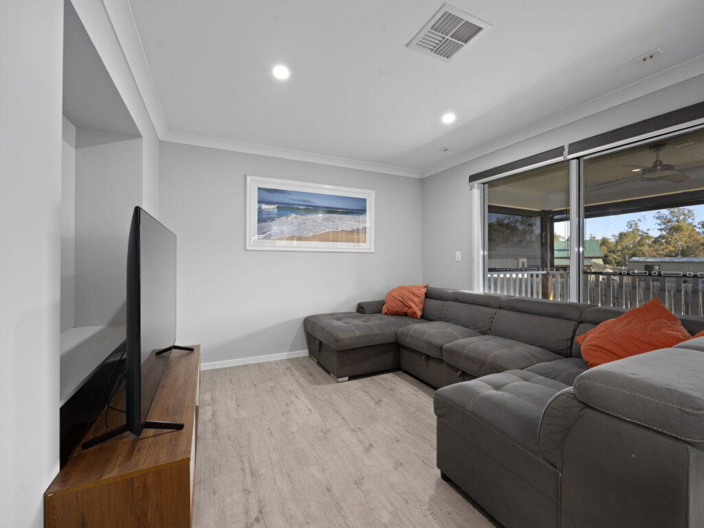 14 Brewer Close, Rosewood, QLD 4340