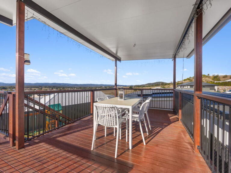 6 Corella Street, Lowood, QLD 4311
