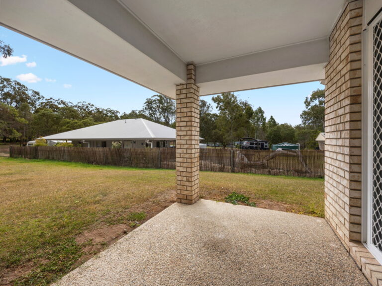 3 Norman Court, Hatton Vale QLD 4341