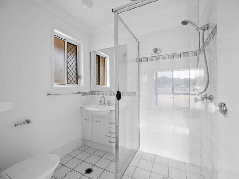 3 Norman Court, Hatton Vale QLD 4341