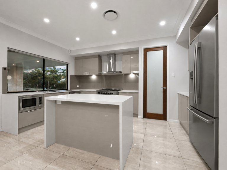 114 Aspect Way, Karalee, QLD 4306