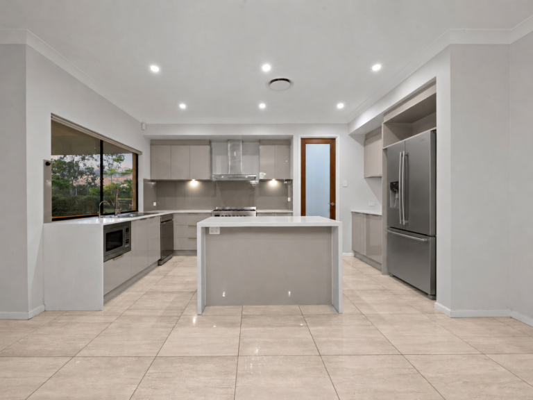 114 Aspect Way, Karalee, QLD 4306