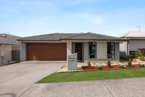 168 Fernbrooke Boulevard, Redbank Plains, QLD 4301