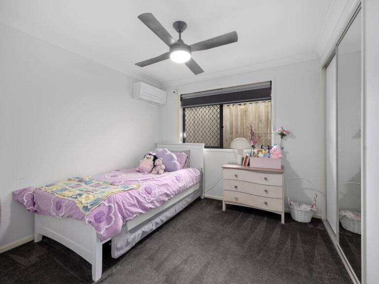 168 Fernbrooke Boulevard, Redbank Plains, QLD 4301