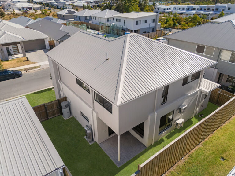 15 Wilsons Peak Way, White Rock, QLD 4306