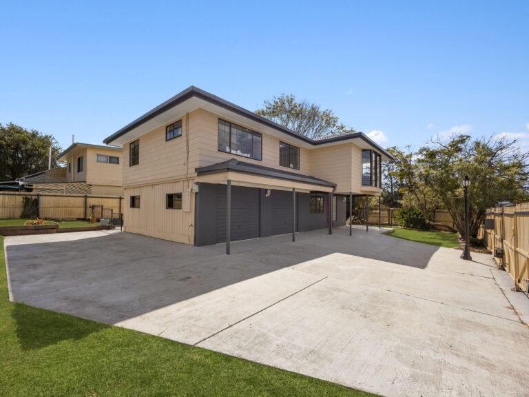 2 Coleen Court, Redbank Plains, QLD 4301