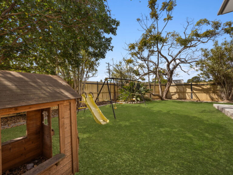 2 Coleen Court, Redbank Plains, QLD 4301