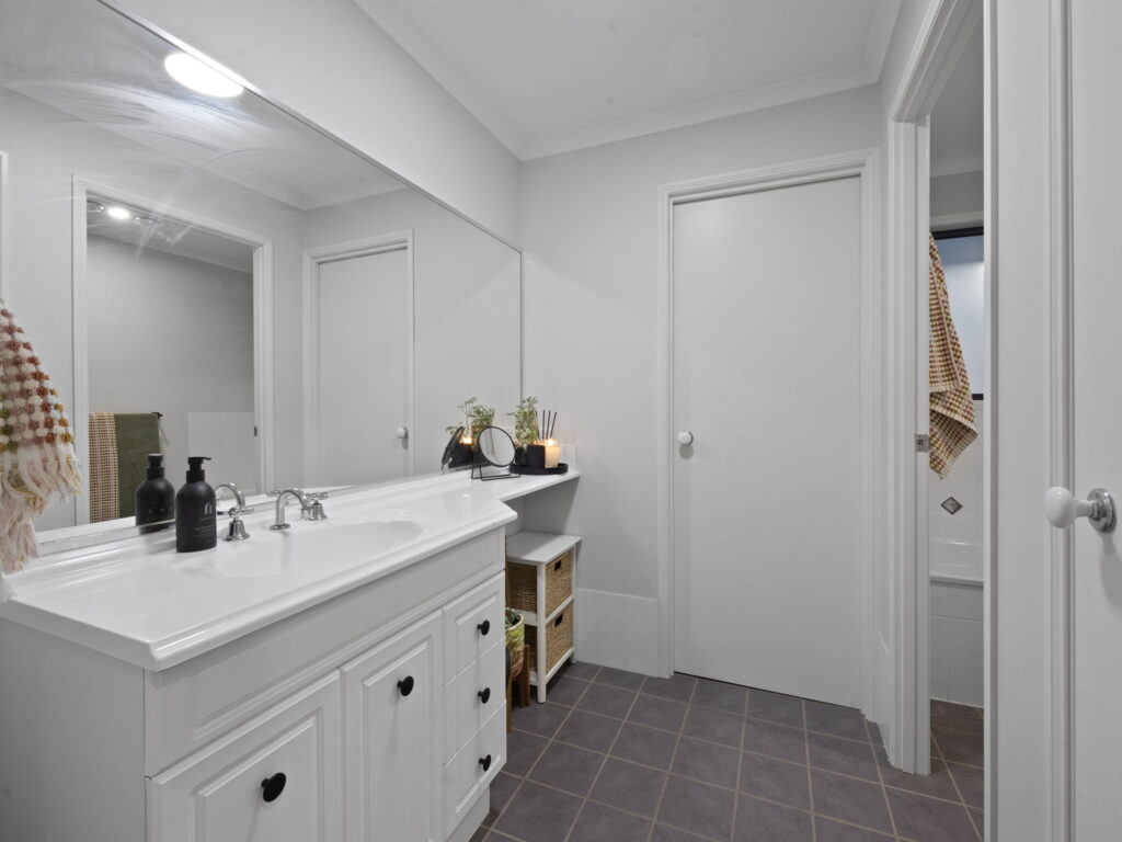 2-20 Ison Road, Greenbank, QLD 4124