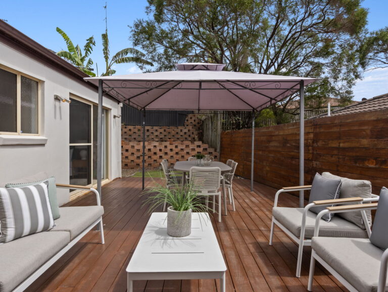 19 Homebush Crescent, Sinnamon Park, QLD 4073