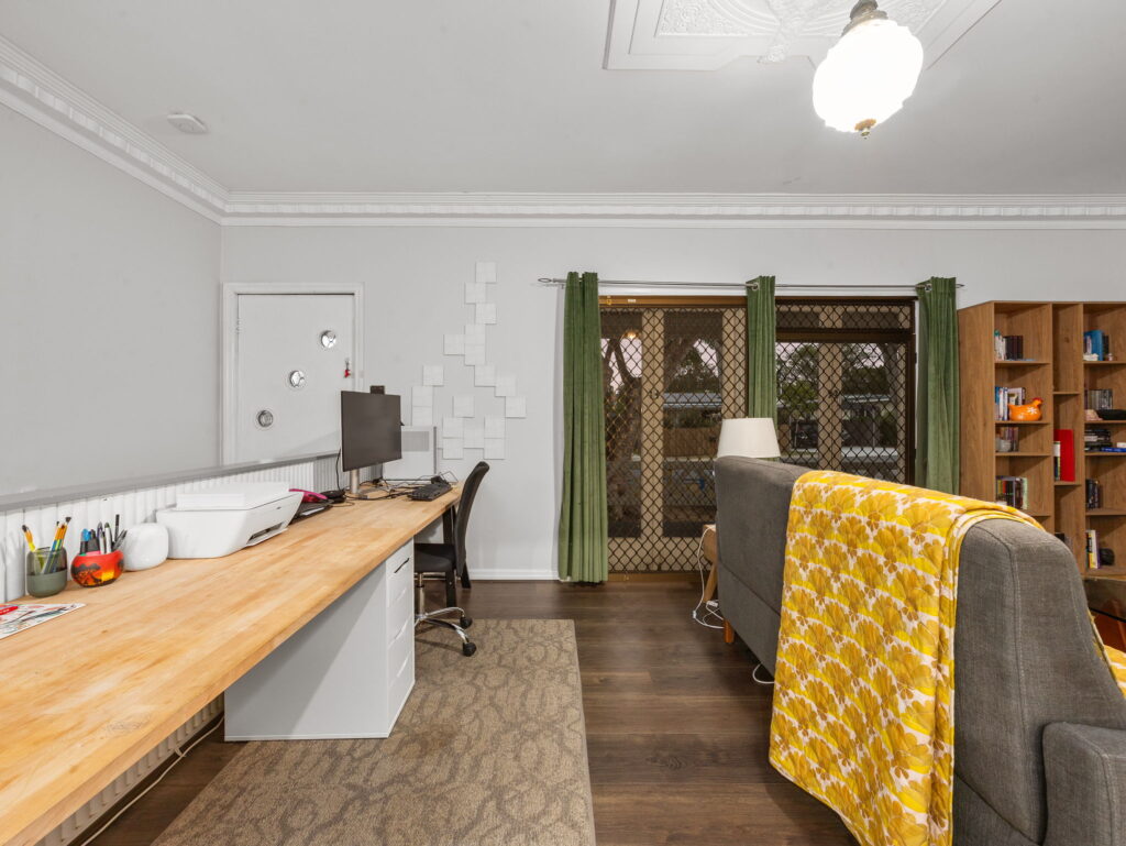 14 Gomer Street, Booval, QLD 4304
