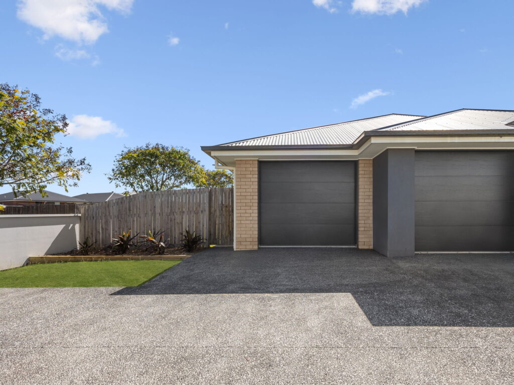 2/52 Foxtail Road, Ripley, QLD 4306