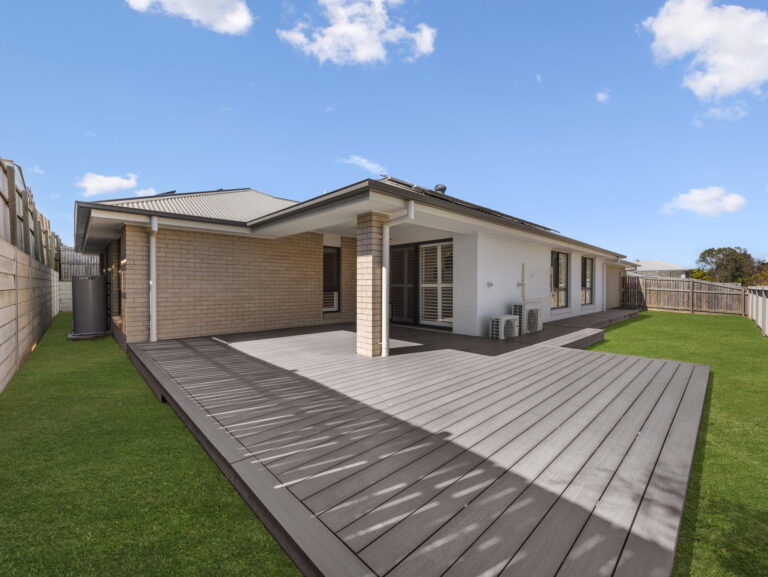 2/52 Foxtail Road, Ripley, QLD 4306