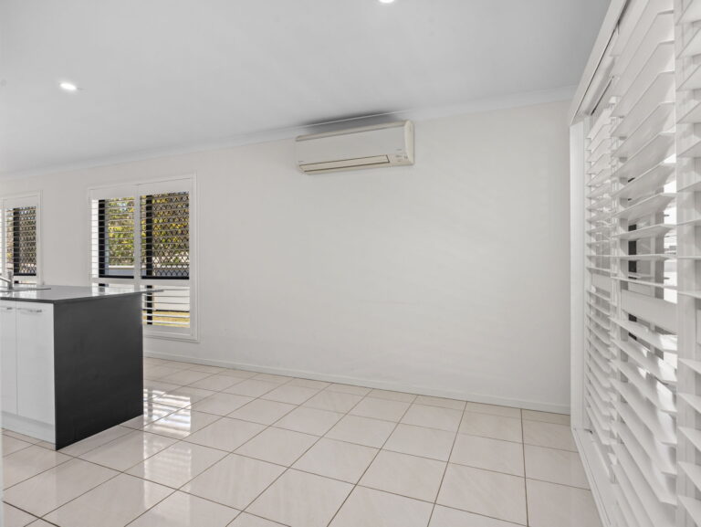2/52 Foxtail Road, Ripley, QLD 4306