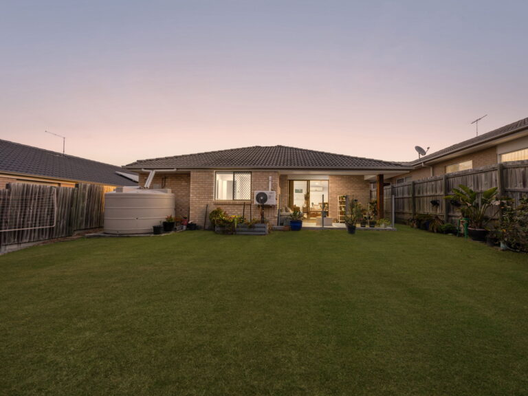 11 Inigo Way, Augustine Heights, QLD 4300
