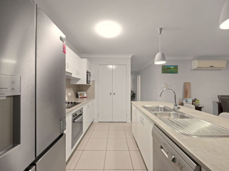 11 Inigo Way, Augustine Heights, QLD 4300