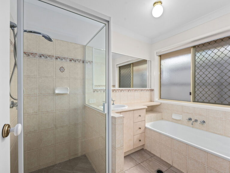62 Wildey Street, Raceview, QLD 4305