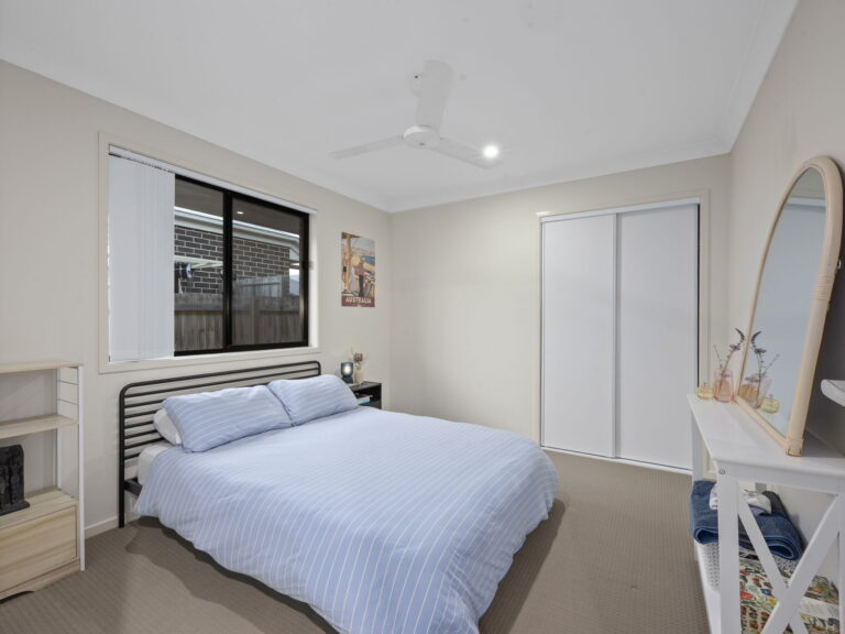 22 Dandelion Drive, Springfield Lakes, QLD 4300