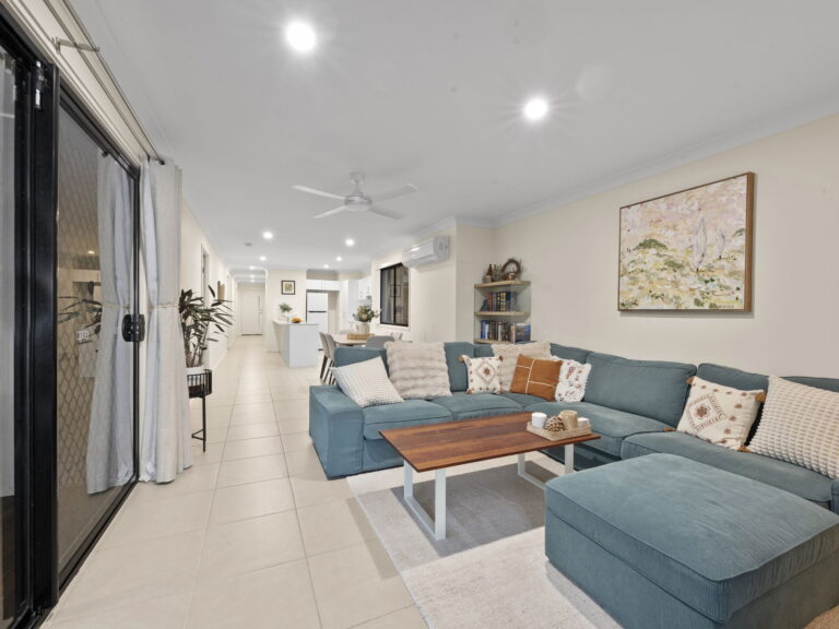 22 Dandelion Drive, Springfield Lakes, QLD 4300