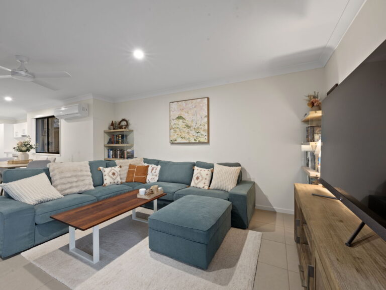 22 Dandelion Drive, Springfield Lakes, QLD 4300