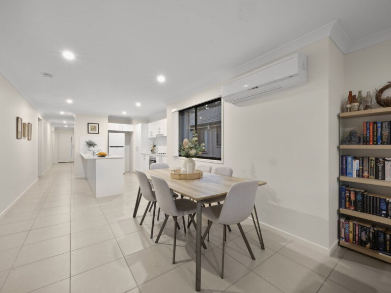 22 Dandelion Drive, Springfield Lakes, QLD 4300