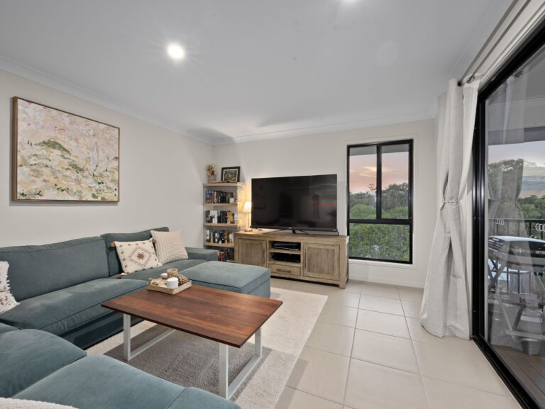 22 Dandelion Drive, Springfield Lakes, QLD 4300