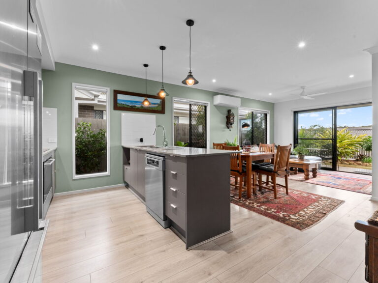 25 Eagle Street, Flagstone QLD 4280