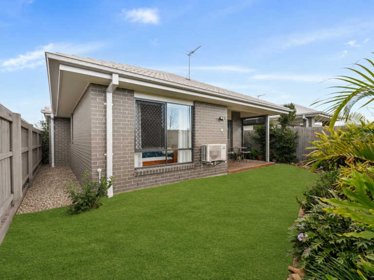 25 Eagle Street, Flagstone QLD 4280