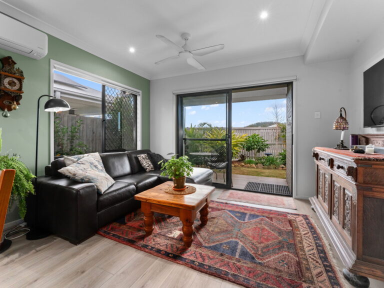 25 Eagle Street, Flagstone QLD 4280