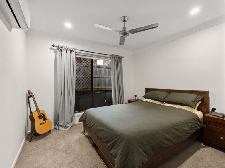 8 Wyness Court, Deebing Heights, QLD 4306