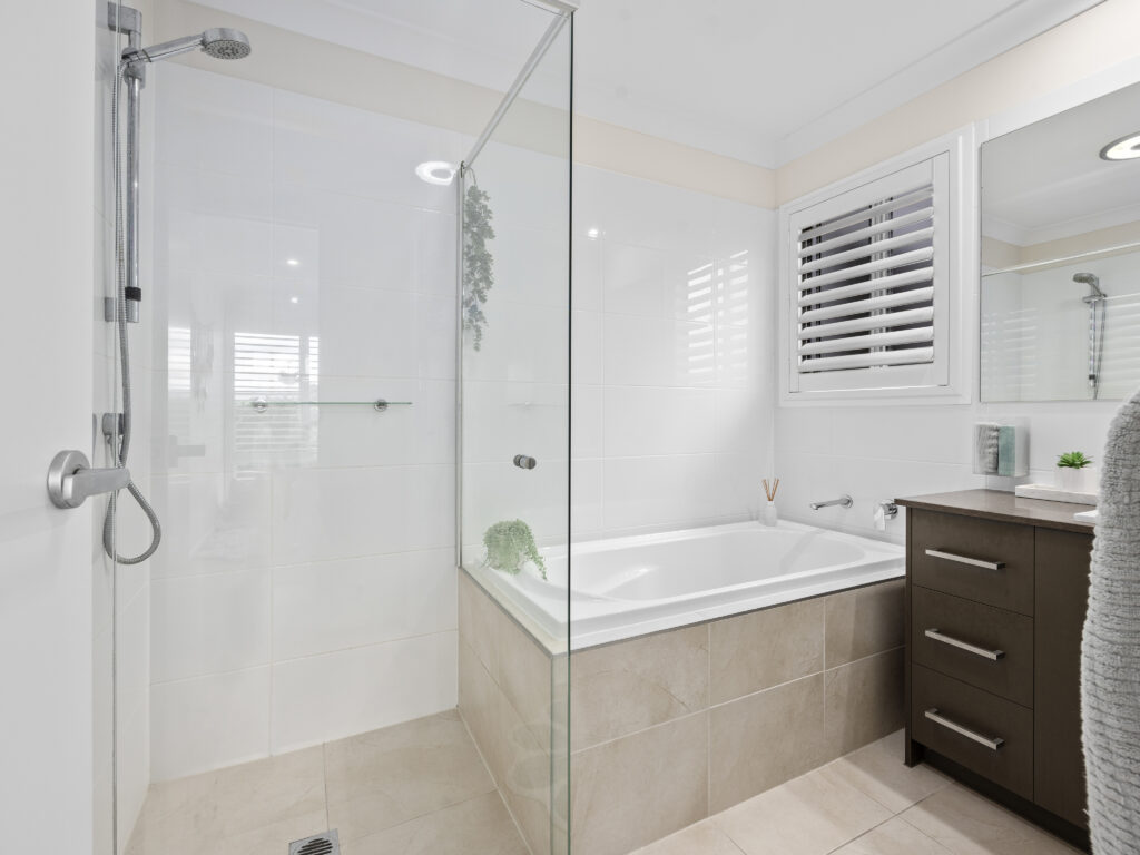 12 Belinda Court, Brookwater, QLD 4300